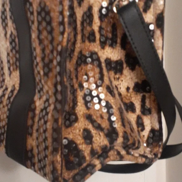 Brown leopard print handbag with sequins and faux leather, Brand New. - Picture 4 of 7